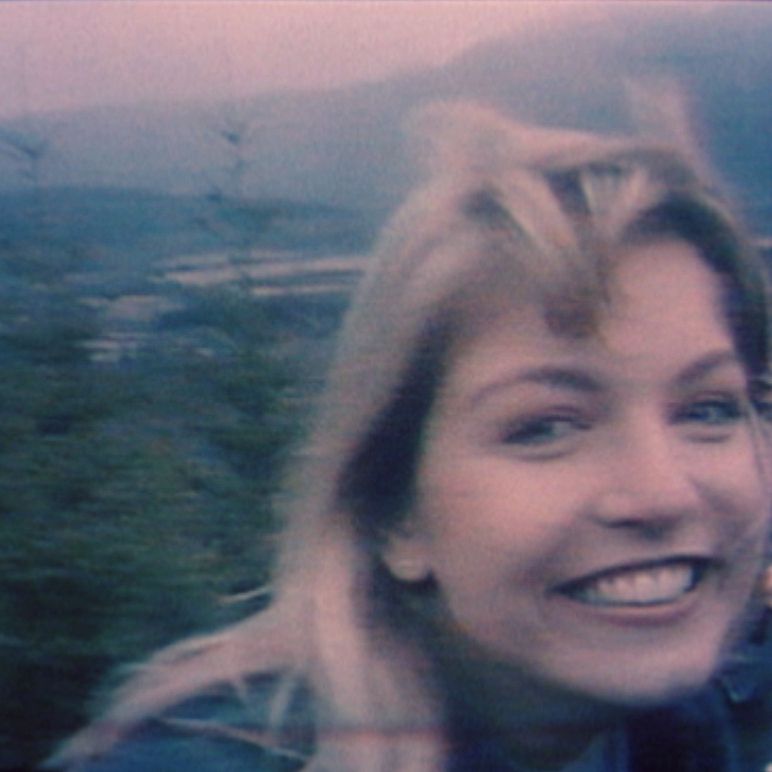 SugarBuzz80's tweet photo. Happy Birthday Sheryl Lee! 🎂 #SherylLeeFriday https://t.co/0awmSx12Mw