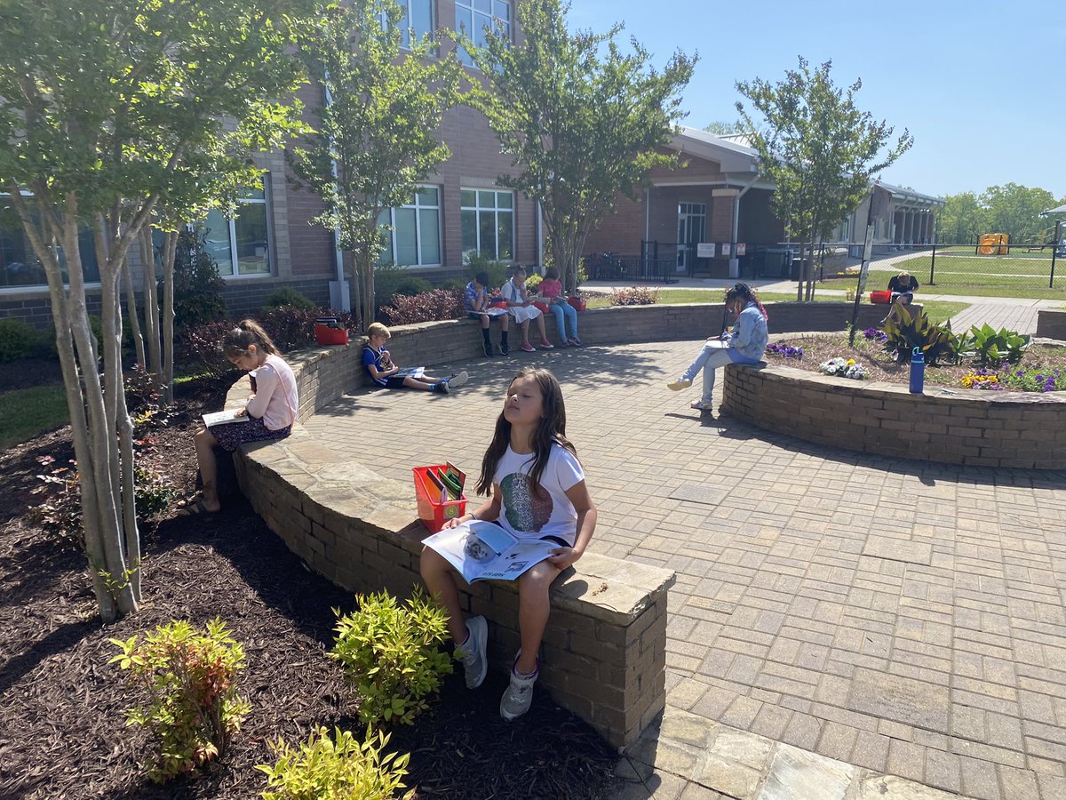 Erica Joefreda tweet media