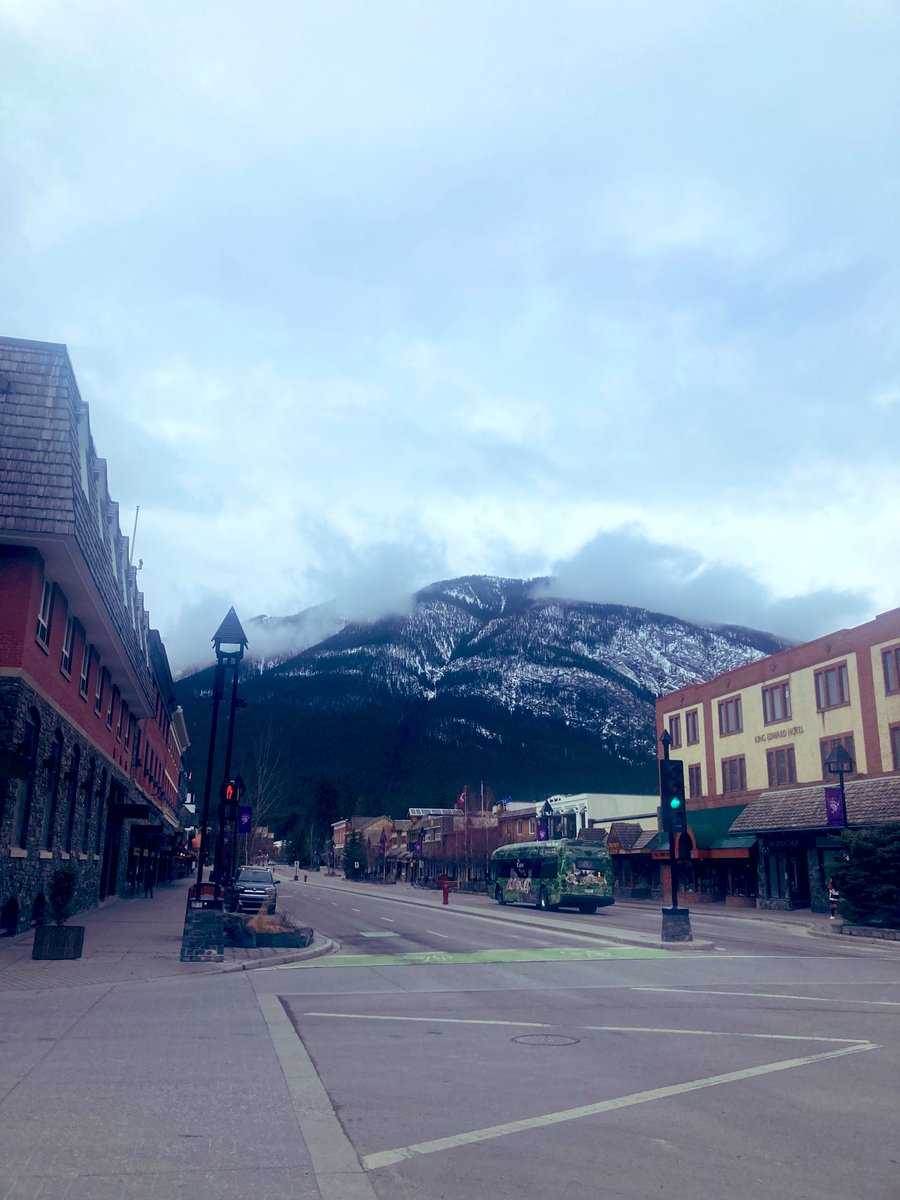 ccsd_clarke's tweet photo. Waking up today in Banff on #EarthDay . . . what could be better 😍? #ohcanada #alberta https://t.co/eufZzFSJBE