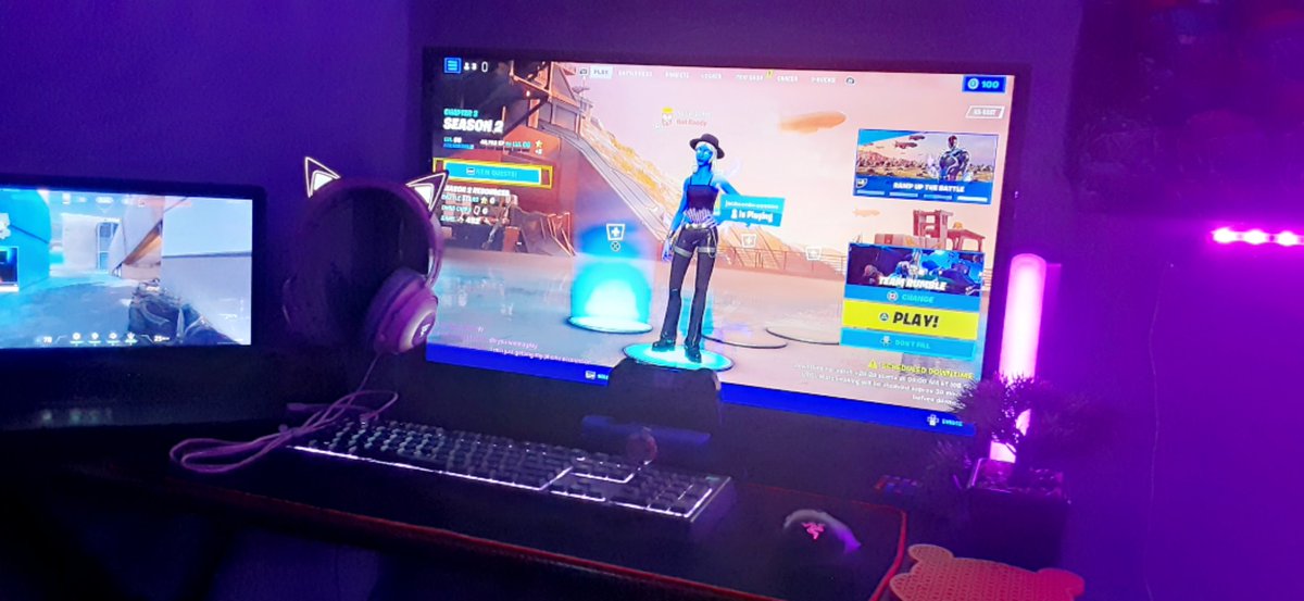 shanelle2096's tweet image. My Setup #setup #labtop #keyboard #mouse #razer #kittykracken #Twitch