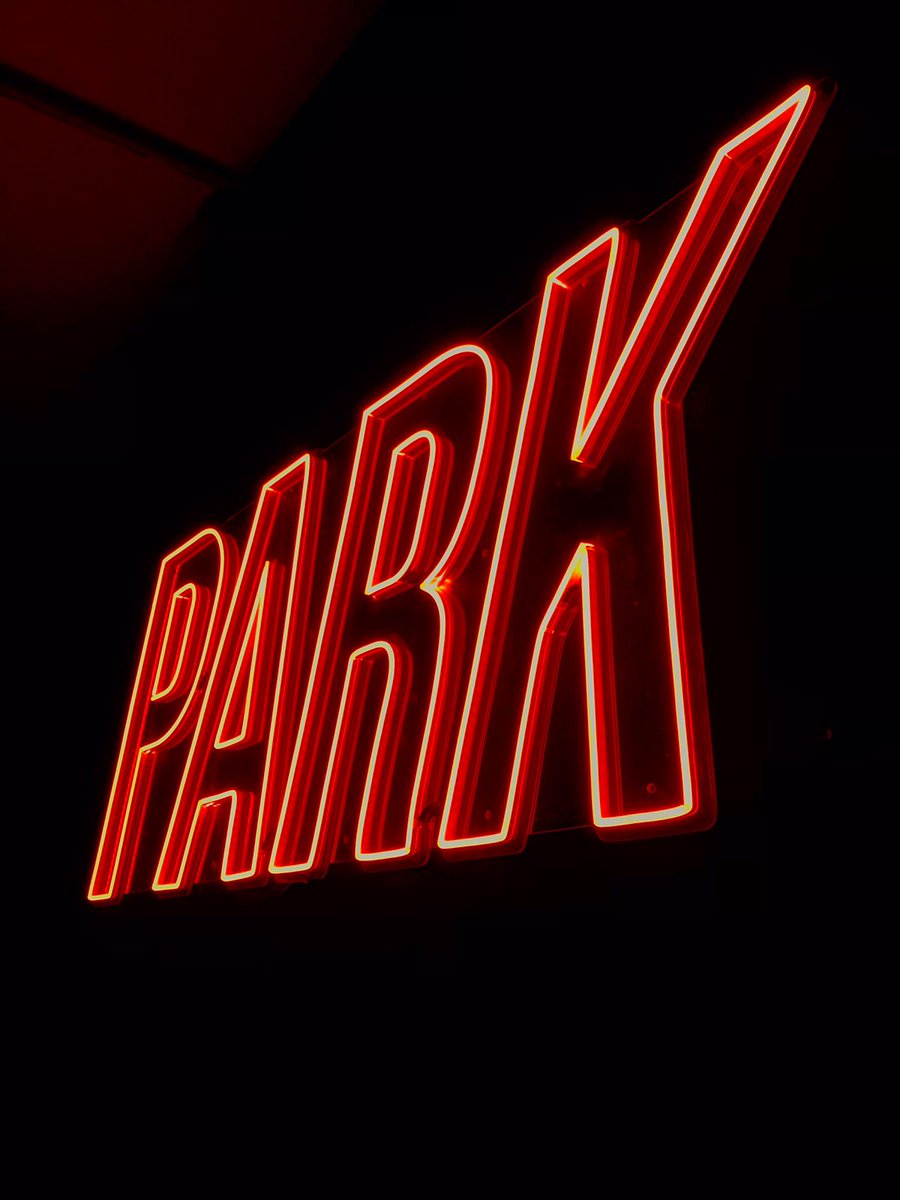 Una radio en un bar✅👀

Park.com.ar