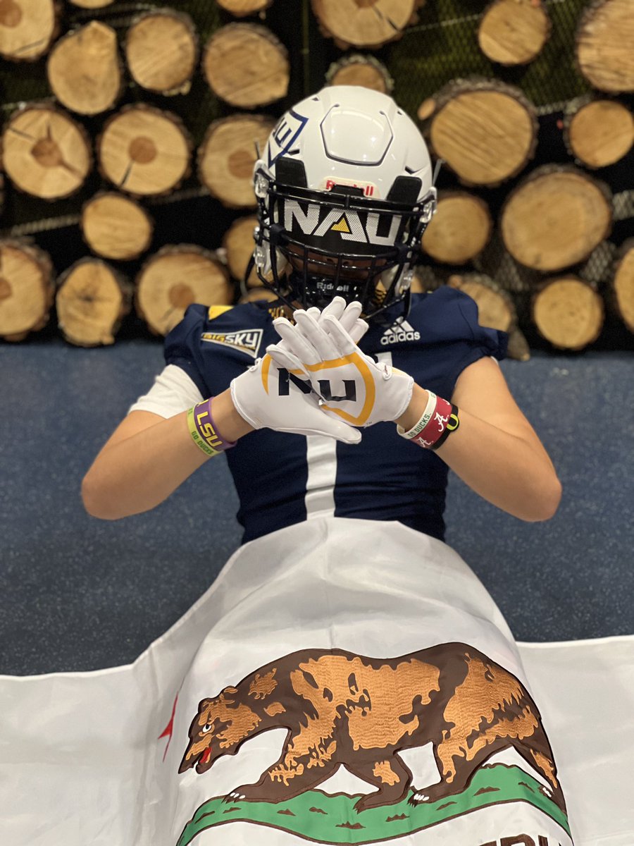 _calebgriffith6's tweet photo. I had a magnificent visit today at NAU loved the campus an the energy of the coaches thank you guys for having me.I’m excited to see you guys again for the spring game! @CoachJohnson32_ @Coach_EMiller7 @CoachChrisBall @BigEasyBallerCD https://t.co/yIdxWMGqIx
