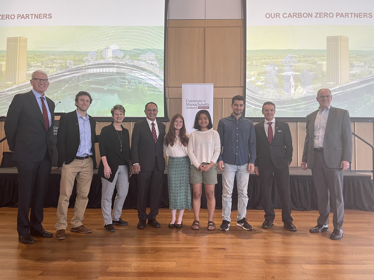 being revolutionary <a href="/UMassAmherst/">UMass Amherst</a> so amazing to see our campus commit to #100RECampus thanks to all the students who worked on this commitment <a href="/SunriseUMass/">Sunrise Movement UMass Amherst 🌅</a> <a href="/UMassSGA/">UMass SGA</a> 💯❤️🌏 #EarthDay22