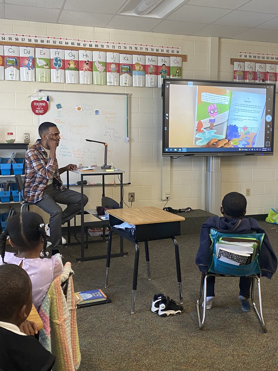 Special thanks to <a href="/shawnbeachflow/">Shawn Beach</a> for taking the time to read to the Busy Bees today!🐝🤗Add Mission:Jam &amp; Jelly to your classroom libraries, your students will LOVE!!🍓🍇📖cartoonjunkyard.com