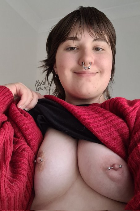 Would u suck them yes or no? https://t.co/68lx1ZFXDg