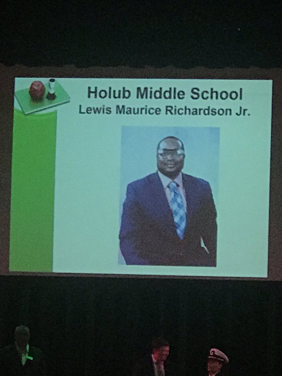 HolubMiddle's tweet photo. Last night we were able to celebrate all of the wonderful teacher of the years for 2021-2022 of @AliefISD.  Congrats once again to our Holub TOY, Mr. Richardson!  We are so proud of you!
#HolubProud
#TOY https://t.co/wGz0cMXTPQ