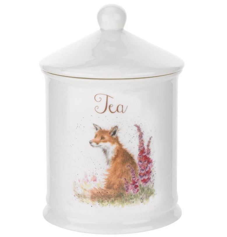 Love foxes? Check out our collection of foxy ceramics and textiles via the link.

cosycottageantiques.co.uk/search?type=pr…

#Fox #Foxes #JohnBeswick #RoyalWorcester #Wrendale #UlsterWeavers #Figurine #Mug #Teatowel #TeaCanister