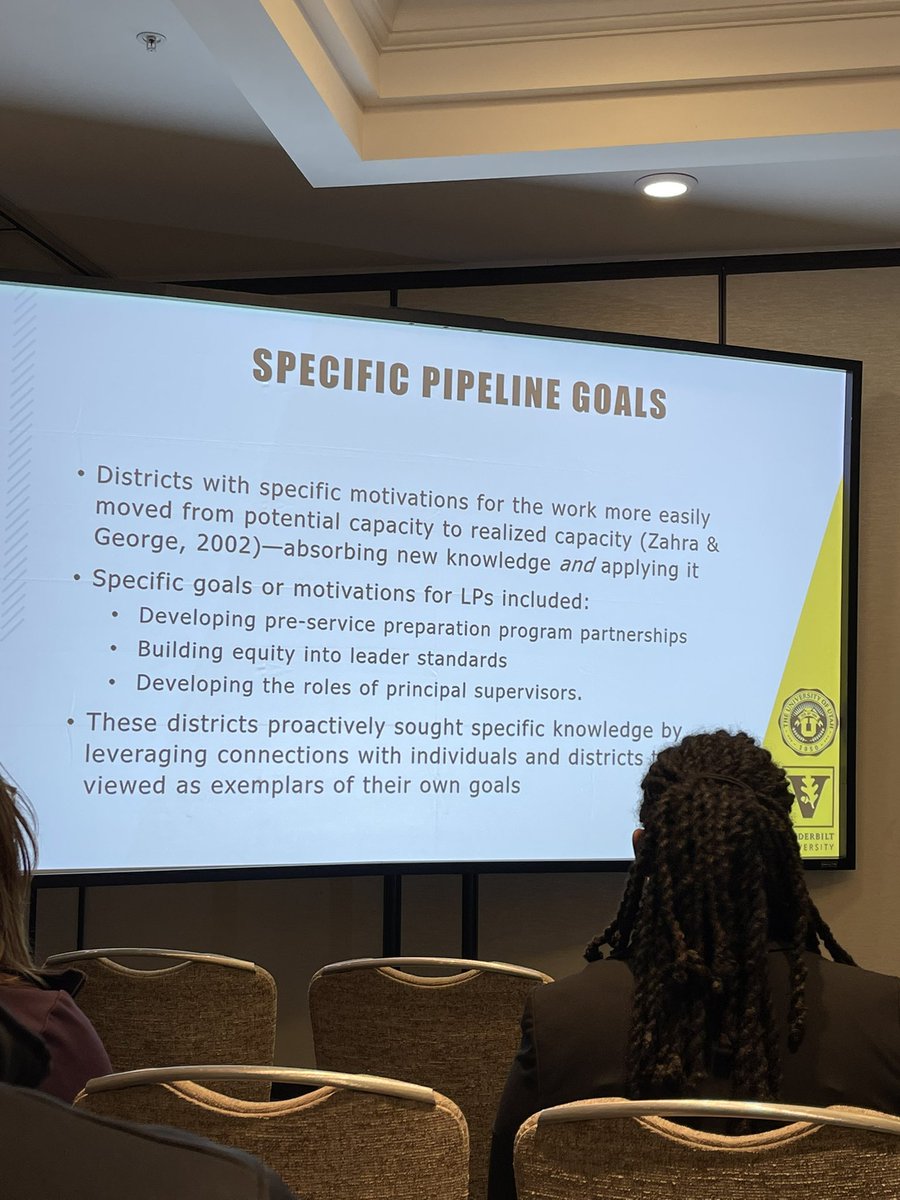 MeganLHauser tweet media