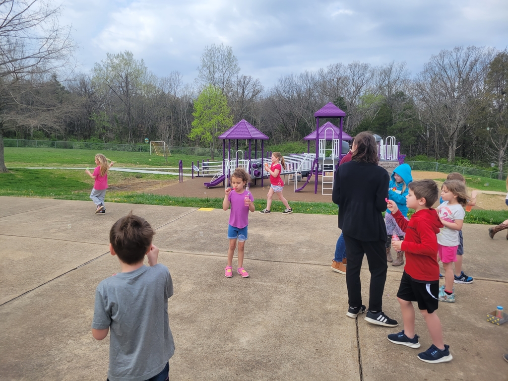 Kindergarten enjoyed their bubble celebration this morning. There were a lot of giggles and smiles.  #mvnation