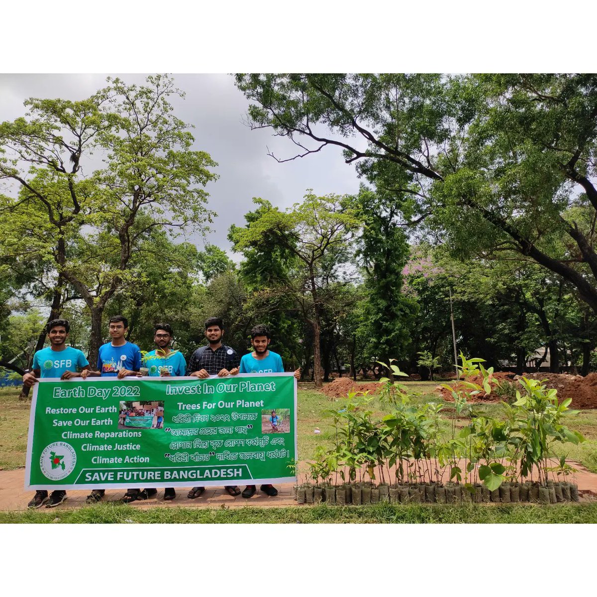 sfbdhaka's tweet image. #EarthDay2022. The theme of this year&apos;s day is &apos;#InvestInOurPlanet.&apos;On the occasion of the day, a tree planting program with the theme &apos;#TreesForOurPlanet&apos; &amp;amp; a #ClimateStrike demanding #SaveThePlanet  &amp;amp; #ClimateJustice &amp;amp; #ClimateAction &amp;amp; #ClimateReparations

#SaveFutureBangladesh