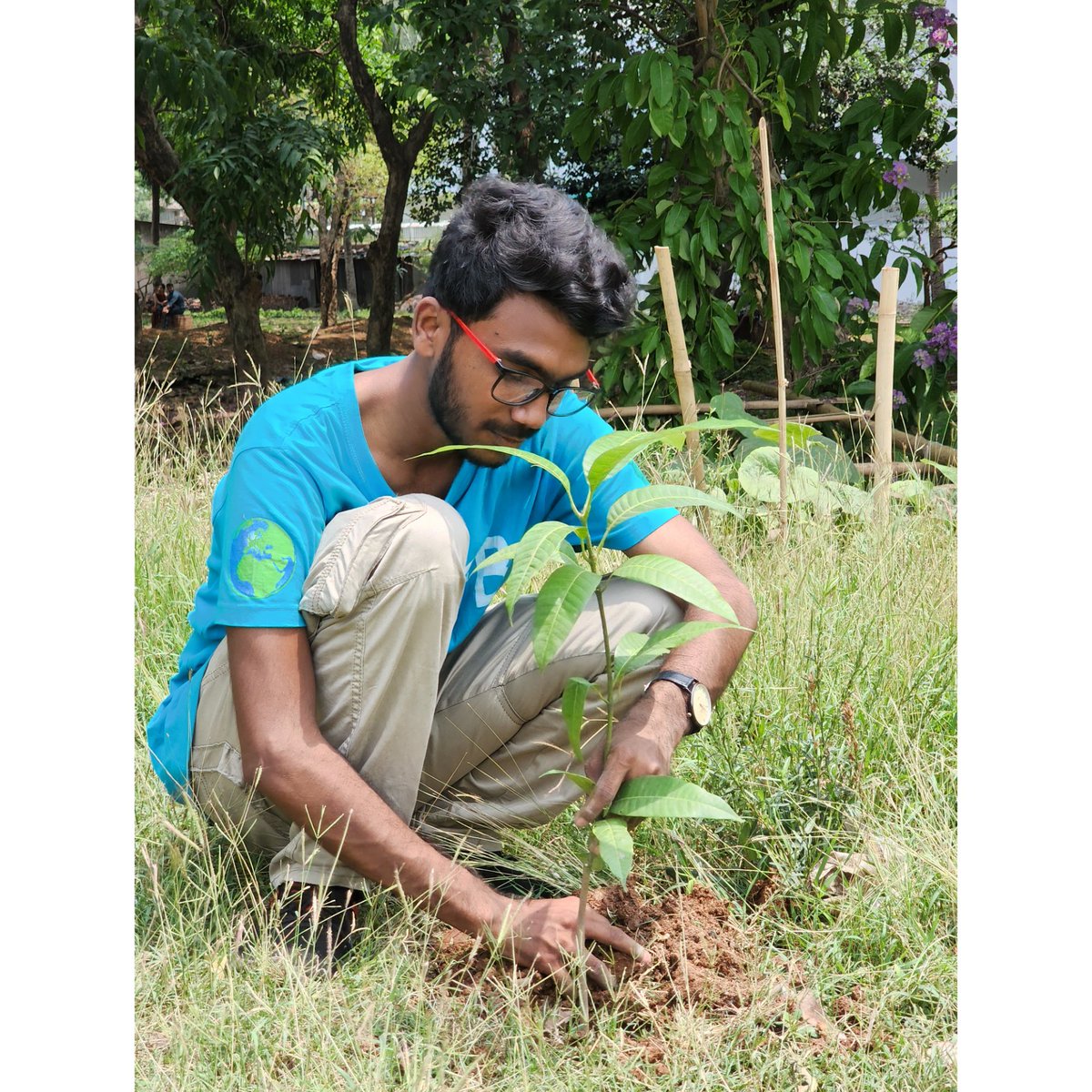 sfbdhaka's tweet image. #EarthDay2022. The theme of this year&apos;s day is &apos;#InvestInOurPlanet.&apos;On the occasion of the day, a tree planting program with the theme &apos;#TreesForOurPlanet&apos; &amp;amp; a #ClimateStrike demanding #SaveThePlanet  &amp;amp; #ClimateJustice &amp;amp; #ClimateAction &amp;amp; #ClimateReparations

#SaveFutureBangladesh