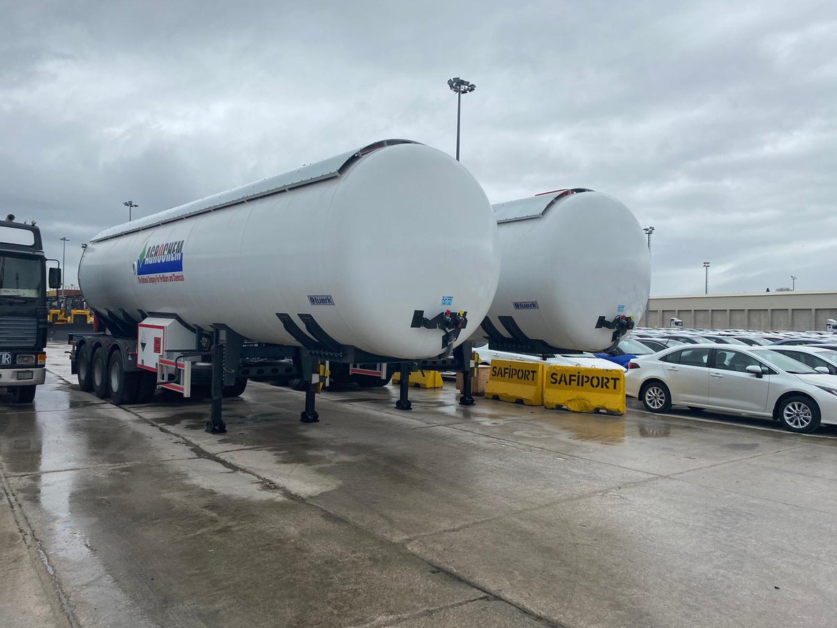 muratcagimni's tweet photo. #Export #Amomia #lpg #Tuerk #tuerkgroup #Africa #fertilizer #LNG #tank #lightmaterial #tuvcert #flowmeter
we are producing all kind semitrailers for Export..🧿🇹🇷🇹🇷 https://t.co/EKcghbQjVx