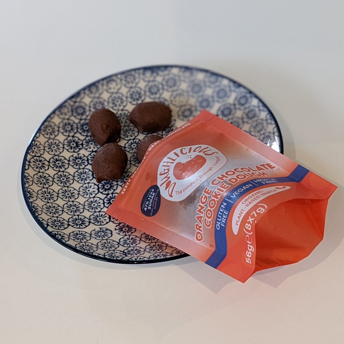 ReviewStudioUK1's tweet photo. #ad #prsample These delicious #glutenfree cookie dough snacks from @Doughlicious_ have made us hit peak excitement levels. See why here: https://t.co/IbYSmmAXlZ #cookiedough #vegan #organic #healthysnacks #healthysnack #plantbased #snacks #snack #earthday #earthday2022 #treats https://t.co/zvJnACx7mI