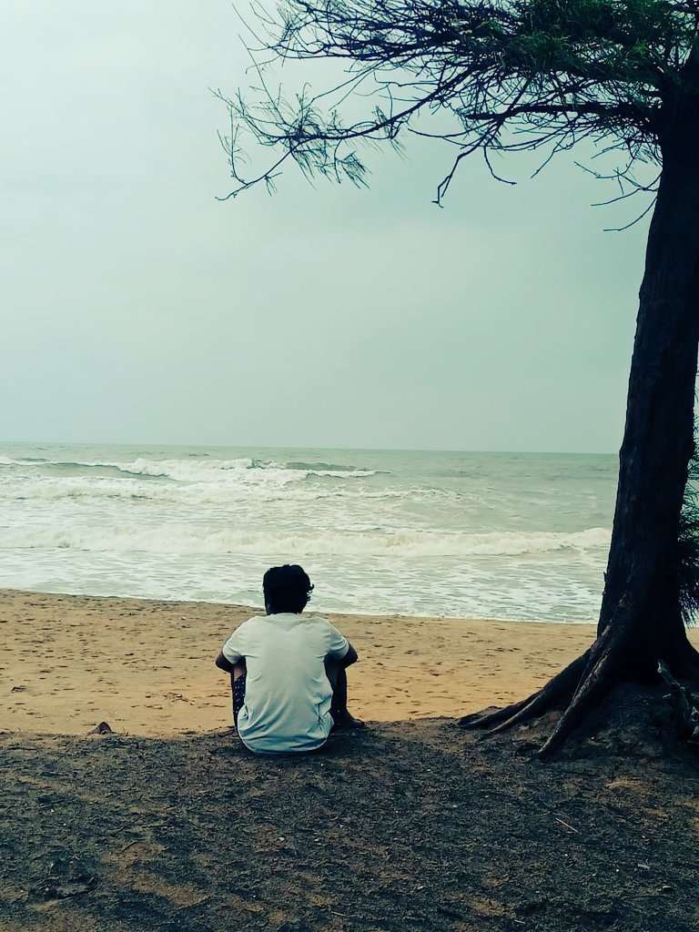 VijayaKumarMo16's tweet photo. சில சமயங்களில் பணம் மனிதனை மாற்றுகிறது.

சில சமயம் பணத்துக்காக மனிதன் மாறுகிறான்...💯🙃 https://t.co/G73nqFG5RF