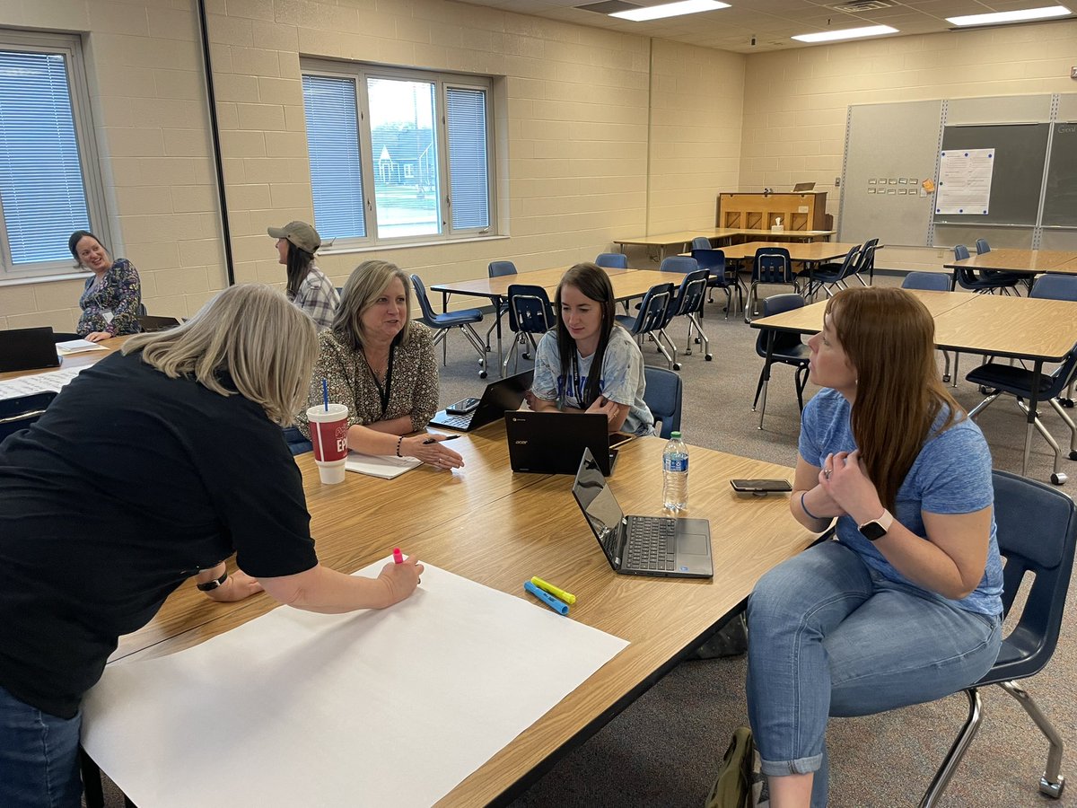 kbcrites's tweet photo. The @myfcs specials team had a powerful afternoon learning and collaborating. #MakingItMeaningful #CrossCurricular @NeedhamEleSch @CreeksideElem @fcssuper2011 @WebbElementary https://t.co/5aLRqAZo9c