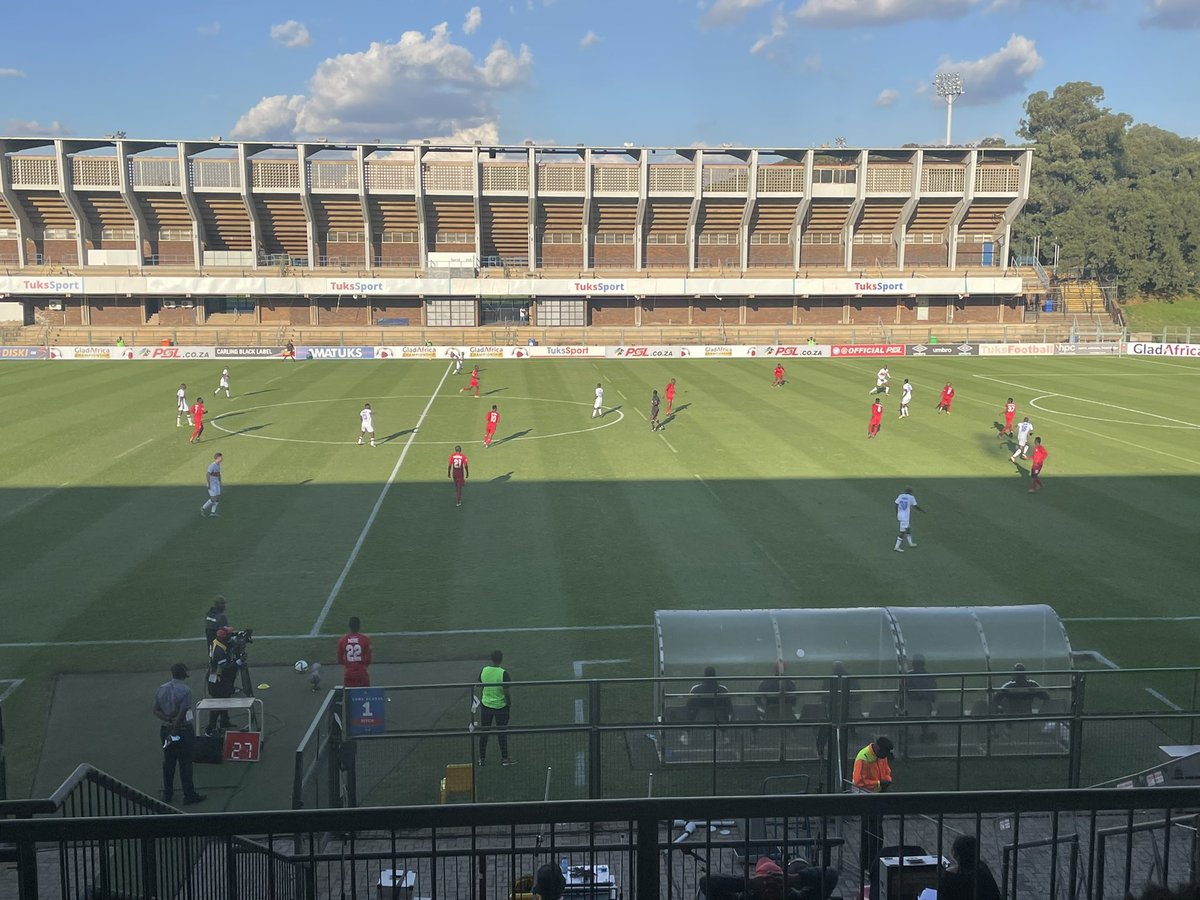 SinesiphoMali's tweet image. #GladAfricaChampionship match between @AmaTuks vs. @jdrstarz today. Top of the table clash, great match 💯⚽️ 

#technicalscouting #scout