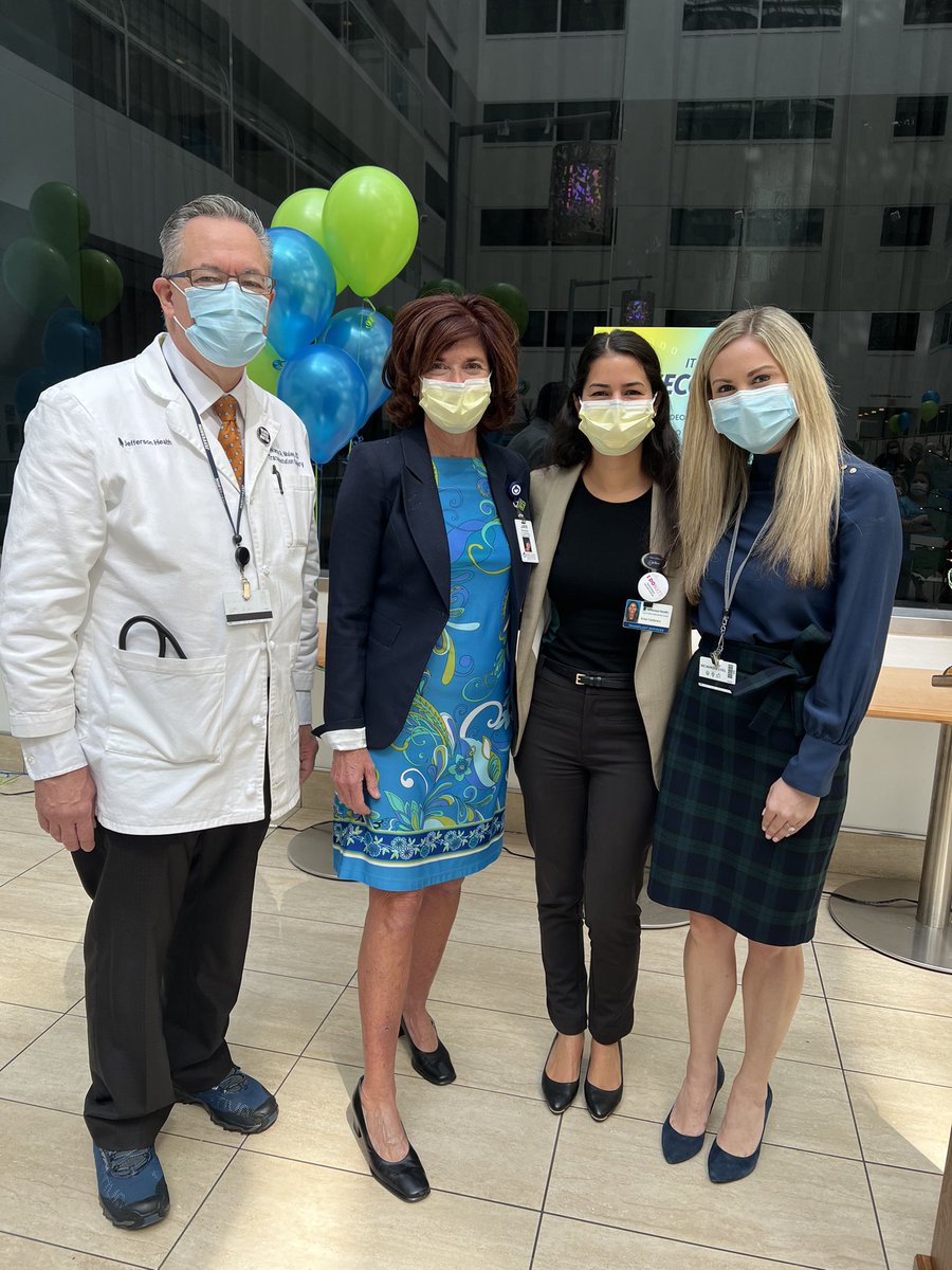 RichWebster215's tweet photo. Honoring our #GiftOfLife donors, recipients, and #Transplant team @TJUHospital. #DonateLifeMonth https://t.co/xDnKVD0LWm