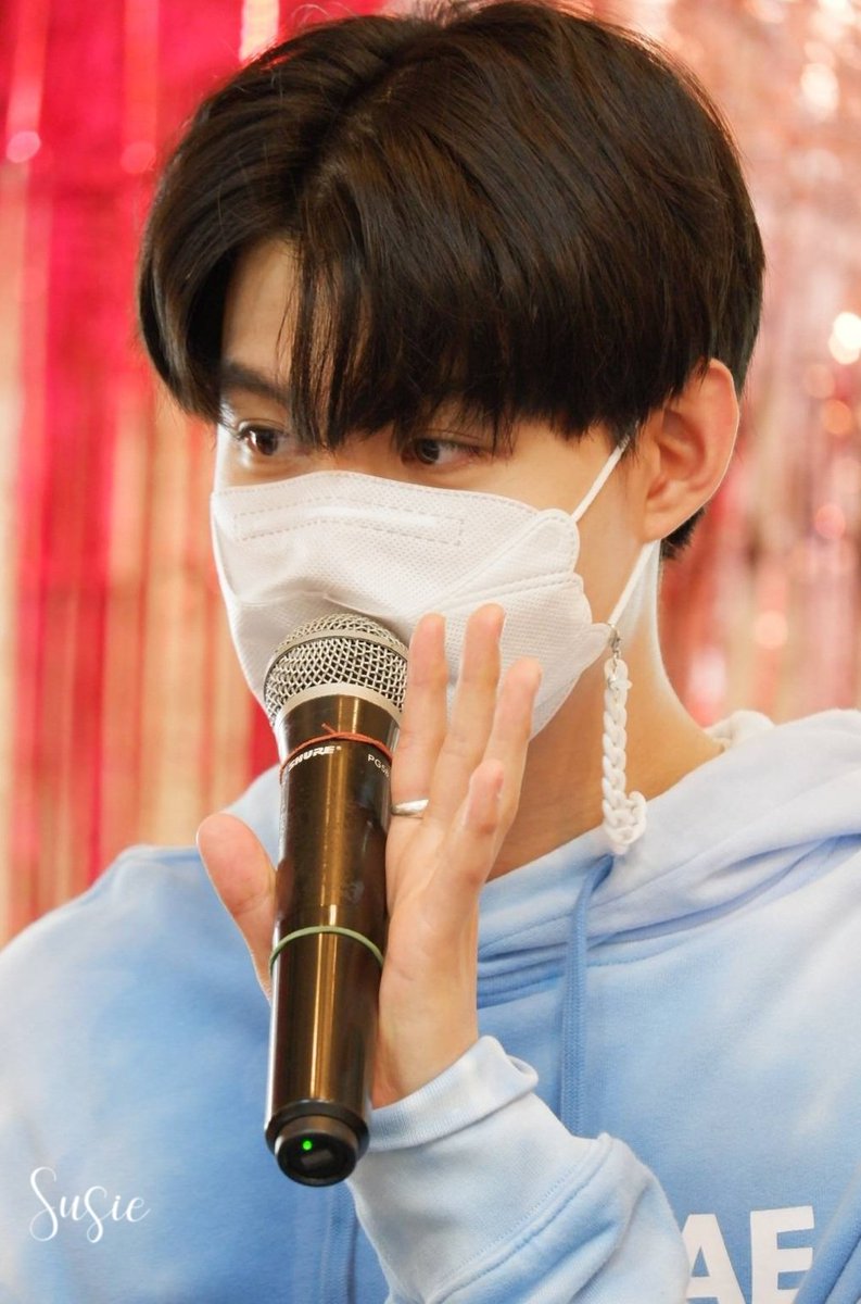 น้องสายตาแบ๋ว ~ น่ารักที่สุดในใจ 

#Saint_Sup 
#24thPerSaintxTRIGON