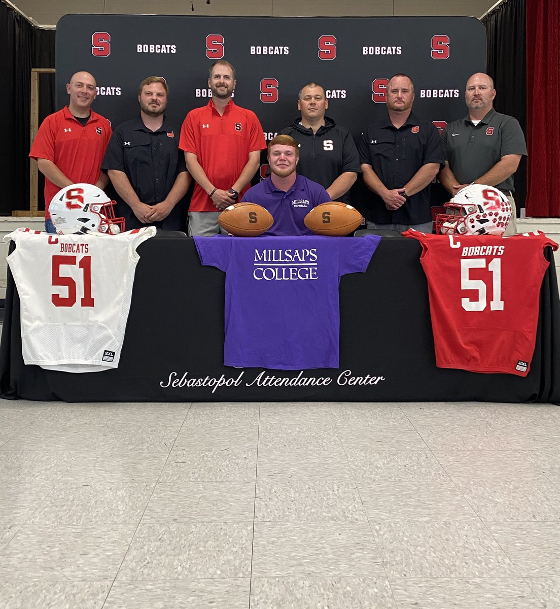 football_bobcat's tweet photo. Congrats Morgan Harper on signing with Millsaps today! Hard work pays off. Good luck next year!  We are rooting for you. Millsaps is getting a great one. https://t.co/hAVlk2OvZP
