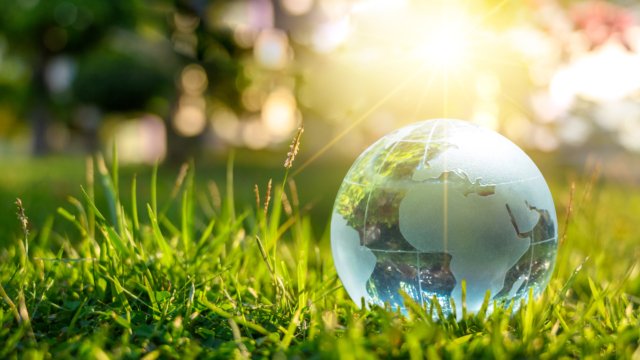 TesiGroup_'s tweet photo. During the recurrence of the #EarthDay22 we want to remember our daily commitment: we care about environmental issues, for which we promote development models based on the regenerative principles of the circular economy. It is our concern, to use virgin resources &amp; energy savings https://t.co/U7LWsvqwLn