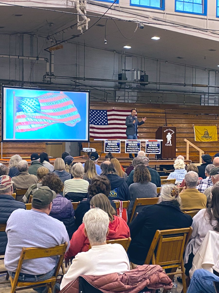 CNasForPA's tweet image. Great night with the #BerksCountyPatriots last night! Awesome crowd, incredible energy to turn PA red!