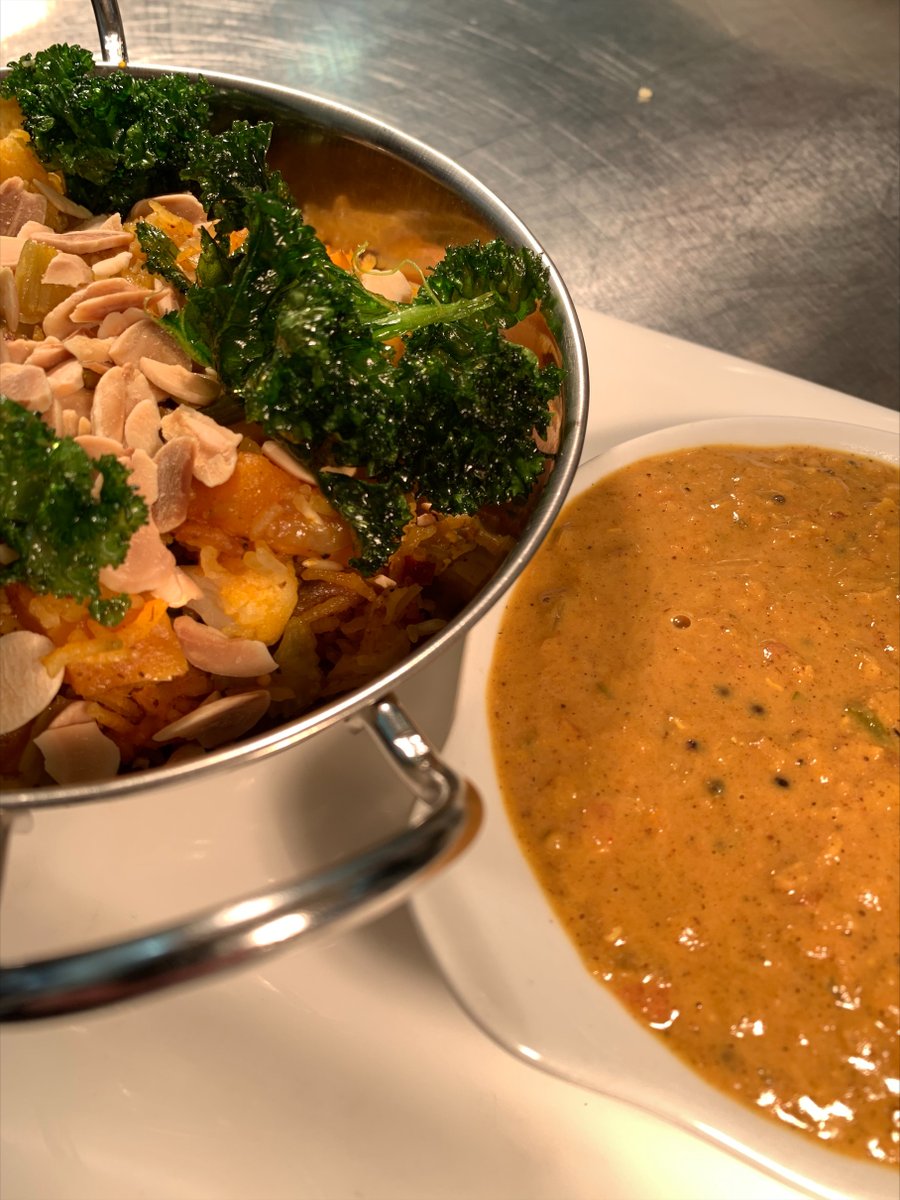 GlassHouseM28's tweet photo. 🍾We've got that Friday feeling! If you're looking for some mouth-watering dishes then look no further than The Glass House at Worsley.

Our lunchtime &amp; dinner menu offers a range of tasty dishes to suit everyone➡️Book now: https://t.co/bmurzkDx0z

#SalfordFood #ManchesterFood https://t.co/r5qLYxdlQ7