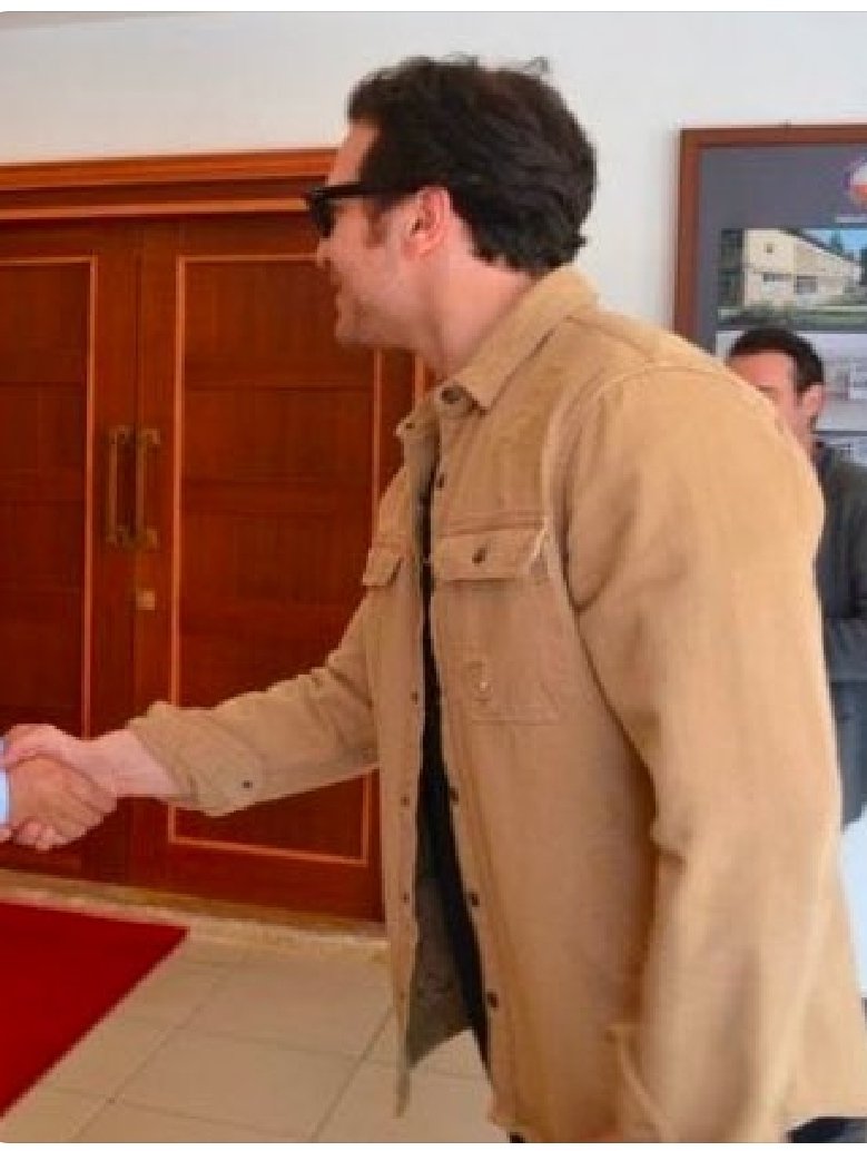 Sono indecisa.... <a href="/cagatayulusoyy/">Çağatay Ulusoy</a> versione Yaman o versione Patrick Swayze....🤭❣️