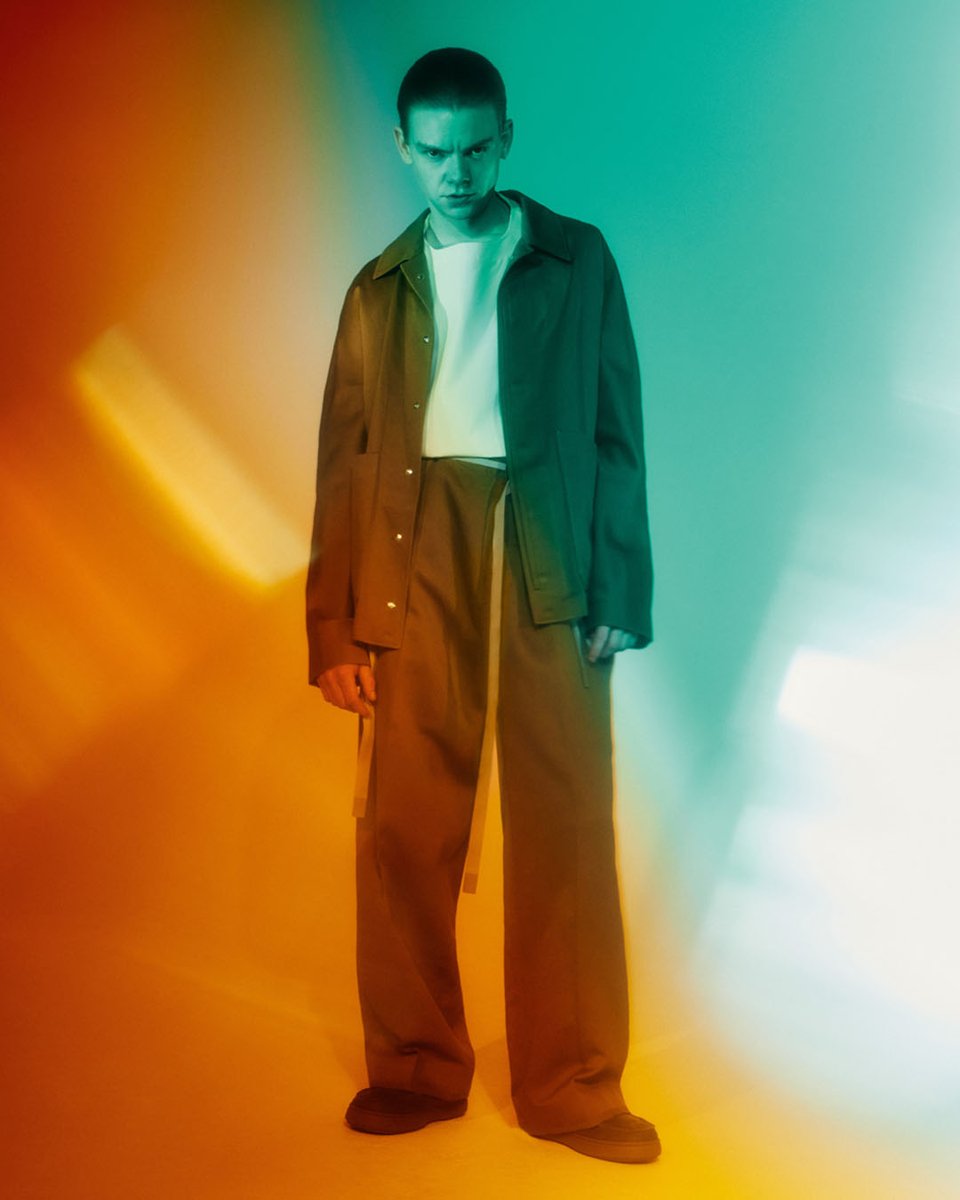 Zegna's tweet photo. Actor #ThomasBrodieSangster is artfully photographed by @heromag dressed in the new #ZEGNA collection featuring relaxed shapes and soft tailoring
#HeroMagazine #menswear https://t.co/wtuOd4tgaO