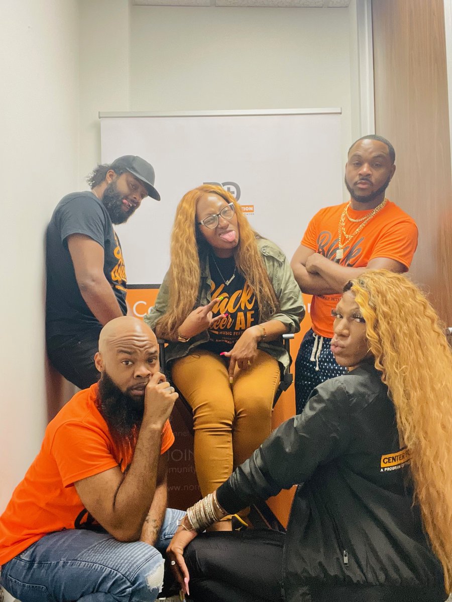 _NormalAnomaly's tweet image. #Mood 
Big Friday energy from The Normal Anomaly team.  
Happy Friday!!!
🧡🖤🧡🖤🧡
#TheNormalAnomaly #BQAF #BlackQueerAF #BlackQueerAFMusicFestival