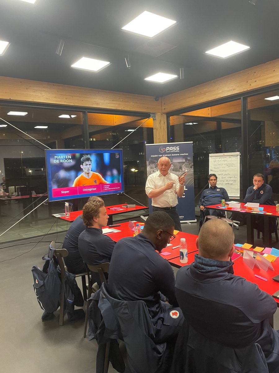 Derde bijeenkomst <a href="/AFC_Amsterdam/">A.F.C. Amsterdam</a>  Advanced opleiding over het <a href="/my_insights/">MyMotivationInsights</a> profiel van de trainers. Leer jezelf kennen als coach en herken je voorkeuren. Daarnaast het teamtalentenspel te laten ervaren, een leuke en speelse manier om rollen binnen je team te verdelen.