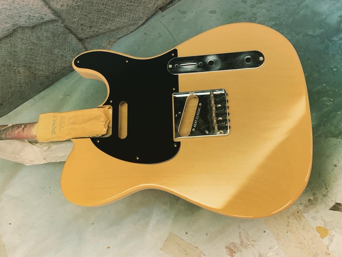 GandLGuitars's tweet photo. Here’s a Custom Shop ASAT Classic in Nitro finished Butterscotch Blonde with pickguard and control plate tan lines, Gloss finished 1/4 sawn neck with dark vintage tint and light aging. #glguitars #leofender #glguitarscustomshop #ASATClassic #MadeinFullerton #madeinUSA https://t.co/QdJlDSiZem