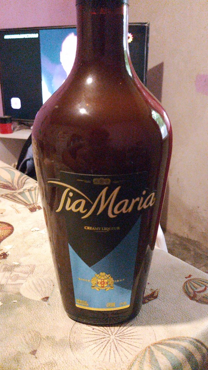 Gorducas's tweet photo. La tía Mari!!👅👅 https://t.co/hCw3HPq955