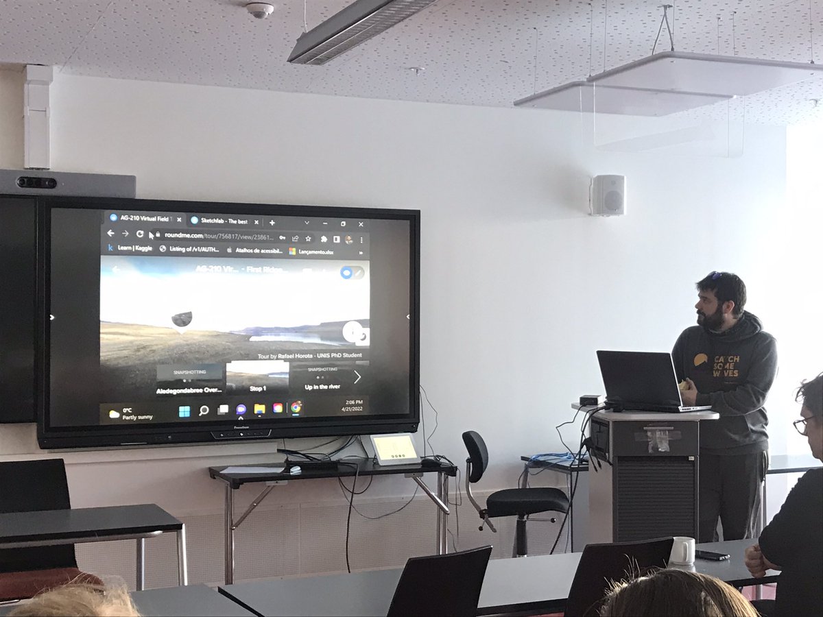 mariaansine's tweet photo. Highlight of an awesome week full of teaching and learning workshops and discussion with @iEarth_no and @sfubioceed at @UNISvalbard. Field trip in superb weather to show how we do field teaching at UNIS. And how we couple field access with #virtualoutcrops through @svalbox https://t.co/r2T0PtNwIi