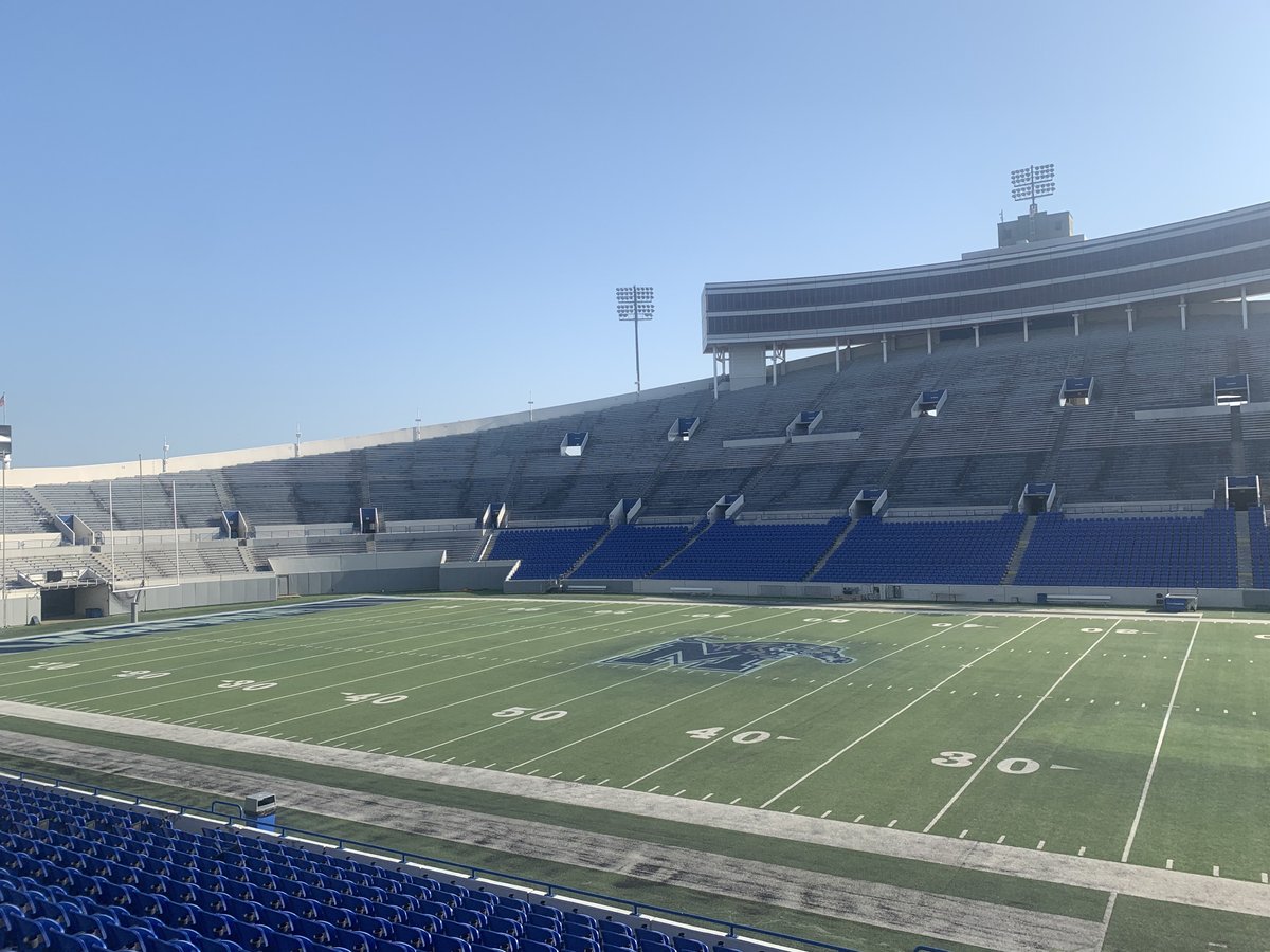 TigersAthletics's tweet photo. We in M̶i̶n̶n̶e̶s̶o̶t̶a̶ the Liberty Bowl tonight for @MemphisFB Friday Night Stripes! Gates open at 6 and the game starts at 7! 

#GoTigersGo https://t.co/l4L9ctzRdg