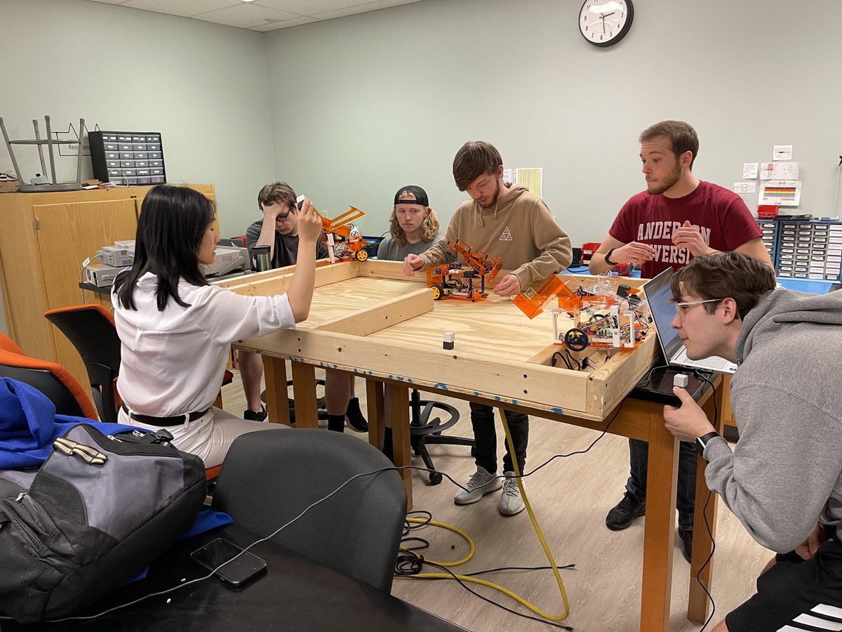 AUScienceEng's tweet image. Our engineering students hard at work on their robots for Mechatronics System Design.