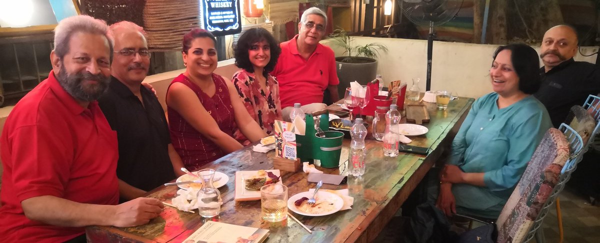 w_karve's tweet photo. #WeMetOnTwitter
#Pune Twitter Friends Get-Together at #HippieatHeart
@w_karve @PRanade1 @AditiIndiaFirst @harishbpuri @onlymilind1 @Sonali_Gogate https://t.co/3Bz68322vc