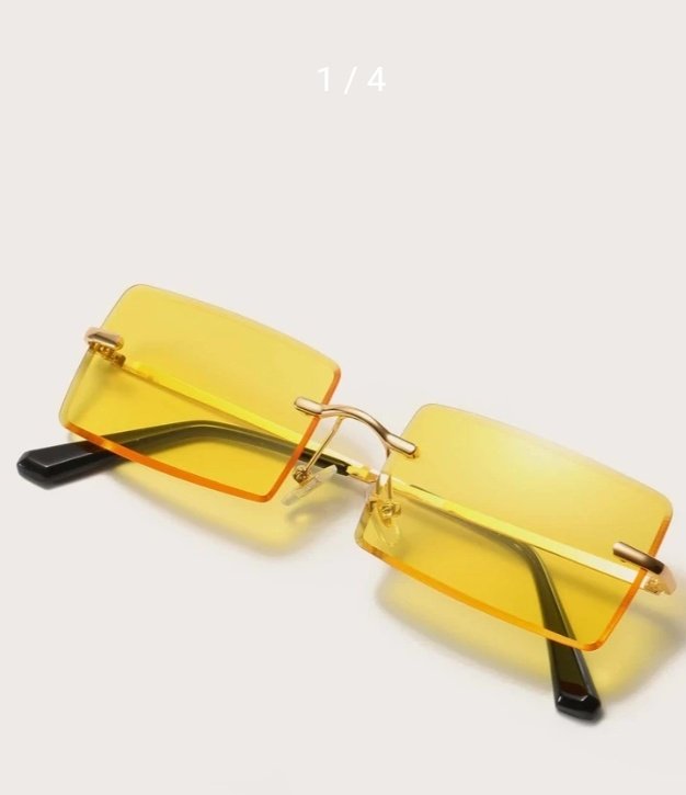 Mayanni11's tweet photo. Gafas azules y amarillas ✨ https://t.co/X61JinBolx