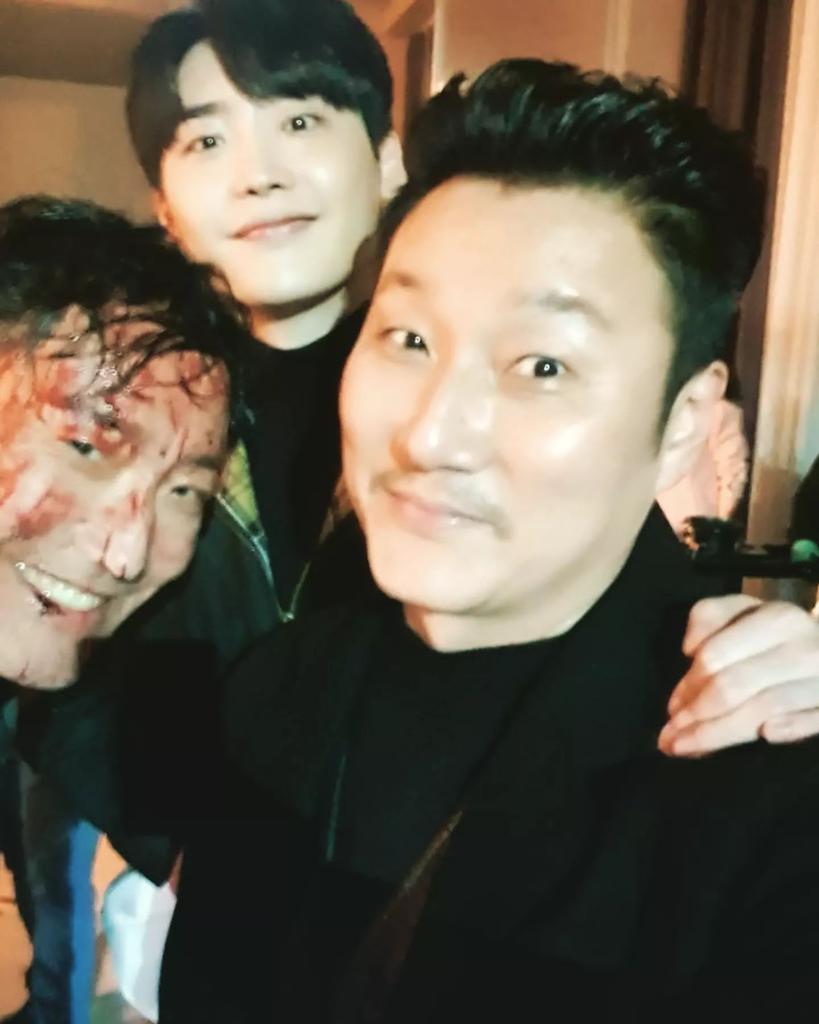 SRK_ELF_SUKIE's tweet photo. Actor_harim insta update 

[With Sukie]
Who is here excited to see Lawyer Jong Suk?🔥🔥🔥

#LeeJongSuk #이종석 https://t.co/zui17aZVi7
