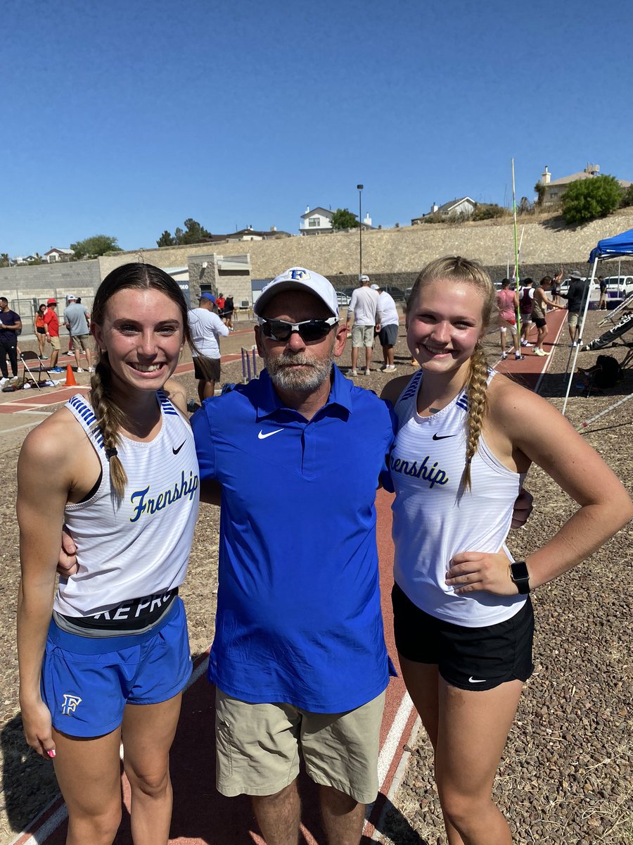 sean110423's tweet photo. First qualifiers of the day for the region 1-6A track meet next week in Arlington. @chandlerrwilson finishes 2nd and @TimberBennett26 finishes 3rd in the women’s pole vault. @FrenshipTrack @LoneStarVarsity @FrenshipSports https://t.co/T4zHaLOPl9