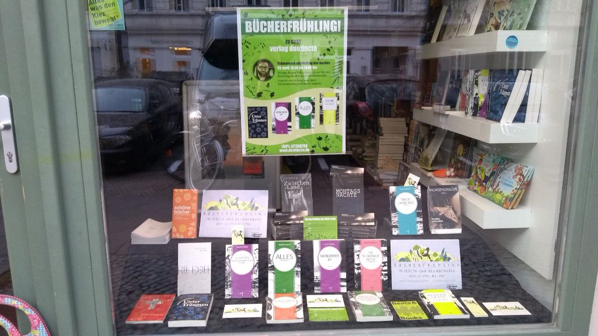 duotincta's tweet photo. Mikromesse: Ein Verlag. Eine Buchhandlung. 

Die Bücher sind schon da! Und morgen kommen die Berliner Autorenschaft und der Verleger zur Buchhandlung Moby Dick. Die #duotincta sagt: "Ick freu mir!"
Mehr Infos:
https://t.co/7a62w9YbyF
#Bücherfrühling #Berlin #WelttagdesBuches https://t.co/TgIlSsOodV