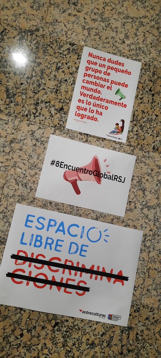 Entreculturas's tweet photo. Bienvenidas y bienvenidos al #8EncuentroGlobalRSJ
Con las pilas 🔋 cargadas para disfrutar de un fin de semana de Ciudadanía Global, comienzan a llegar los + de 230 jóvenes y 50 docentes de todas las Redes Solidarias de Jóvenes de las diferentes Comunidades Autónomas 🌎 https://t.co/gH3p6LC2oH