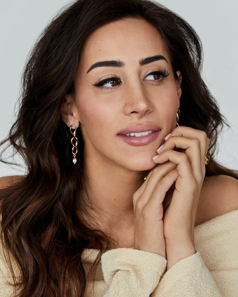 Danielle Jonas Co. (@daniellejonasco) on Twitter photo NOW LIVE: The Vita Collection ✨
designed by <a href="/daniellejonas/">Danielle Jonas</a> — inspired by the regrowth of spring 🌿 available to shop now on daniellejonas.com NOW LIVE: The Vita Collection ✨
designed by <a href="/daniellejonas/">Danielle Jonas</a> — inspired by the regrowth of spring 🌿 available to shop now on daniellejonas.com