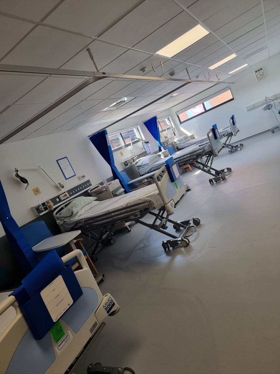 Incredibly proud of everyone's hard work for the Transfer of Care Ward's opening day 💙 Ending the day with all 24 patients settled on the unit and the first successful discharge 🥳 Huge congratulations to all involved 👏🏼
