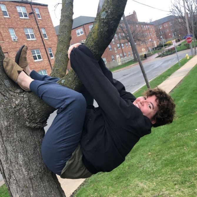Meet Finn Hawkins COL Americorps member serving at Northeast Middle School. Finn loves working with youth and seeing their progress.  Finn says what he loves about middle schoolers are how funny they are.  #americorps #serveminnesota #americorpsmn #minneapolispublicschools