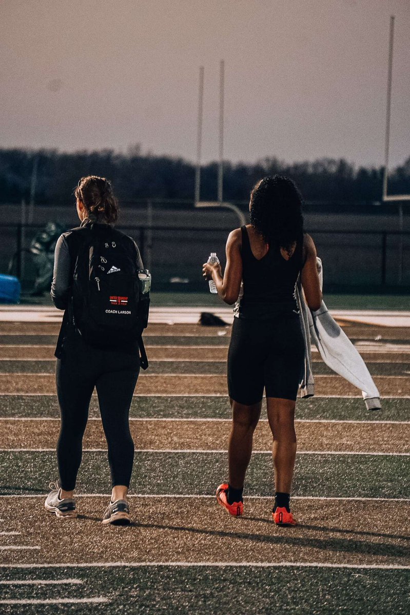 😌😌😌 #TrackAndField