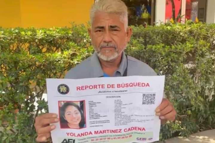dianiscontreras's tweet image. Ahora ayudemos a hacer difusión para encontrar a #YolandaMartinez su papá anda solito buscándola. También es de NL y no ha tenido el mismo apoyo mediático que el caso de #DebanhiEscobar