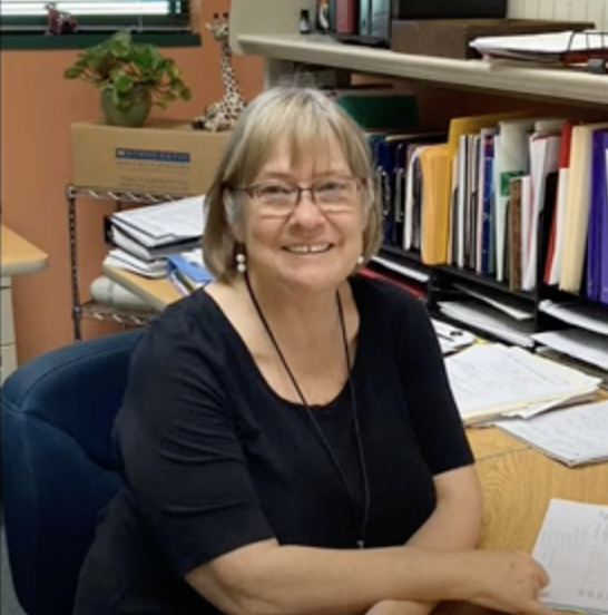 HollyRidgeES's tweet photo. We want to recognize our AMAZING data manager, Teresa Gomez, for all of the work she does for our Holly Ridge school community!  She wears many hats and helps in many ways, always to the highest level! https://t.co/KBnOG7kkPT