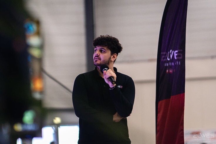 Rare photo où je ne crie pas 

📸 <a href="/DthLila/">Lila</a>