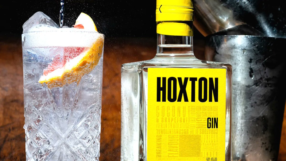 Playful. Smooth. The perfect serve 🍸

Pour yourself a classic Hoxton Gin and Tonic with a twist of bitter grapefruit for extra P U N C H 👊

#HoxtonSpirits #HoxtonLife #SpiritsWithAttitude