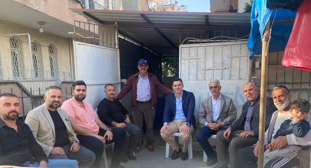 antakyayadeva's tweet photo. İftar öncesi 

İl ve ilçe başkan yardımcılarımız ile birlikte; Esenlik Mahalle Muhtarı Adnan Sönmez,
Üzümdalı Mahalle Muhtarı İsmail Şahin ve  Açıkdere Mahalle Muhtarı Hilmi Tuna ile birlikte hasbihalde bulunduk.

Güzel sohbet için muhtarlarımıza teşekkür ederiz. https://t.co/BY7dYAZ7J5